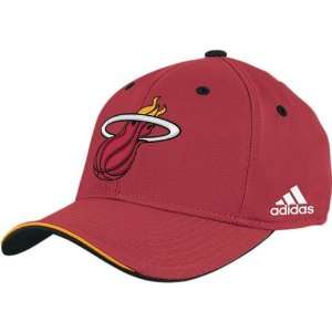  adidas Miami Heat Red NBA Draft Day Flex Fit Hat Sports 