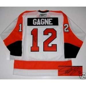   Simon Gagne Signed Jersey   Philly Winter Classic