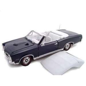  1967 Pontiac Gto Convertible Blue 1/24 Diecast Model Toys 