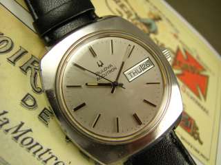 SUBSTANTIAL BULOVA ACCUTRON MENS WATCH DAY DATE VINTAGE 60s STEEL 