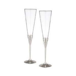  Vera Wang With Love pair of Toasting Flutes Brand New 