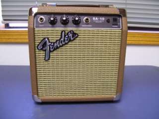 Fender SA 10 Acoustic Amplifier in excellent condition  