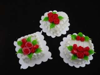   White Cakes Topped Rose Dollhouse Miniatures Food Deco W2  