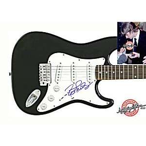  Rob Thomas Autographed Signed Guitar & OVERNIGHT 