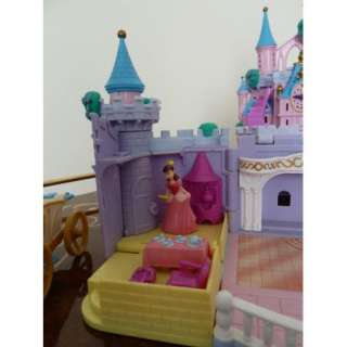 Poly Pocket 1995 Disney Cinderella Castle w/Horse Carriage & Step 
