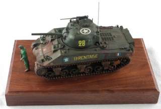 Built 135 US Sherman M 4 with Figure Dragon II  