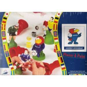  France 98 Soccer Plaster and Paint Models Toys & Games