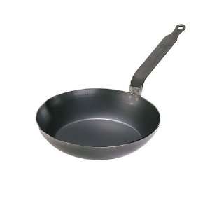 World Cuisine Black Steel Lyon Shaped Frying Pan, Dia. 9 1/2 [World 