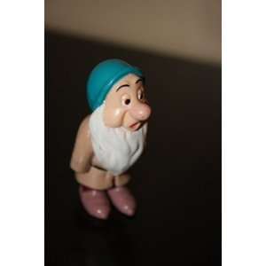  Sleepy One of the Seven Dwarfs Character Toy Figure 