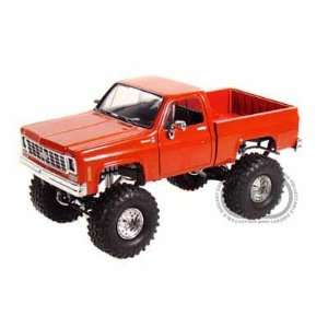   Pick Up Truck Lifted 1/24 Red w/ Irok Swamper Tires Toys & Games