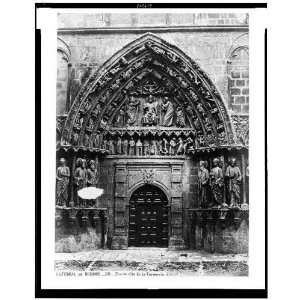   Catedral de Burgos. Puerta alta de la Coroneria, Spain