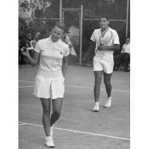  Pancho Gonzalez on the Tennis Court with Gussie Moran 