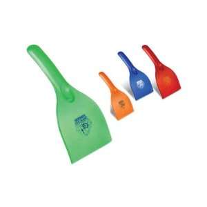 Break The Ice   Extra wide heavy duty ice scraper with sturdy handle 