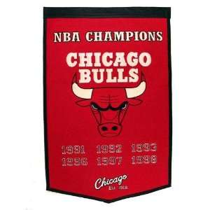  Chicago Bulls NBA Dynasty Banner (24x36) Patio, Lawn 