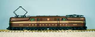 R20031 USA Trains Tuscan Pennsylvania G Scale GG1 Electric Locomotive 