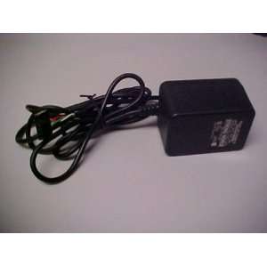   ) 17VCTAC 0.7A POWER SUPPLY JK 17701 NA (USED TESTED) Electronics