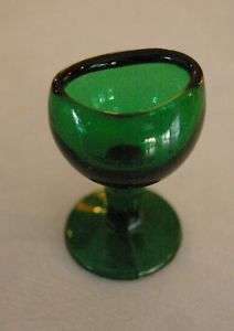 Emerald Color John Bull 1917 patent eye cup  