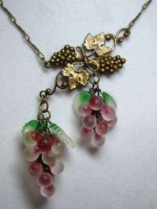 Vintage PIDIDDLY LINKS Brass Tone Frosted Glass Necklace~Grapes 