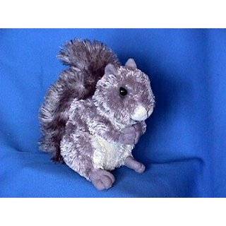  TY Beanie Baby   NUTS the Squirrel [Misc.] Sports 