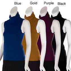 Cable and Gauge Juniors Sleeveless Turtleneck  