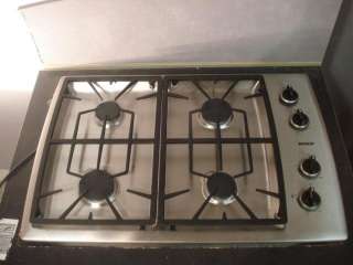 You are bidding on Bosch NGT745UC 30 Gas Cooktop with 12,500 BTU 