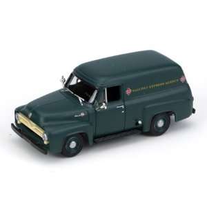    HO RTR 1955 Ford F 100 Panel Truck, REA ATH26479 Toys & Games