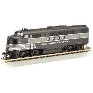  FT A Unit Diesel Locomotive New York Central by Bachmann 