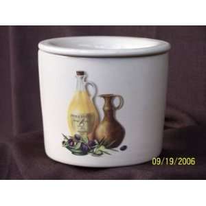  Annies Garden Pottery   Medium Kitchen Pot with Wine 
