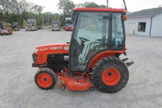 2008 KUBOTA B3030 4X4 TRACTOR WITH CAB AND BELLY MOWER  