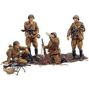  6376 1/35 Soviet Guards Infantry Figure Set 44 45 Toys 