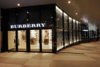 burberrysingapore 468x312 Burberry opens new store in Singapore