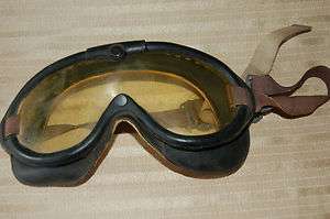 WW2 US Airforce Aviation Goggles and Cap good condition  