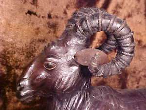 BIG LEATHER Rocky Mountain BIG HORN SHEEP RAM Figurine BEAUTY  