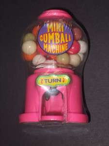 Mini Gumball machine   complete with bubble gum  