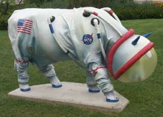 MOOOONWALK (NASA) COW PARADE Resin Figurine #9120 MIB  