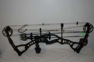   Shox 32 CRX Right Handed Compound Bow 65lb 28 w/Accessories  