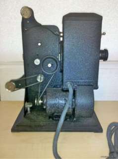 VINTAGE KODASCOPE 8 MODEL 50 8mm MOVIE PROJECTOR  