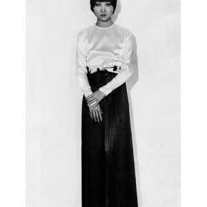 Shanghai Express, Anna May Wong, in Brown And White Satin 