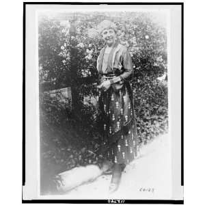  Mrs. Florence G. Harding, outside her home, 1920