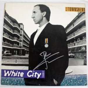 PETE TOWNSHEND SIGNED WHITE CITY ALBUM COVER +VINYL JSA
