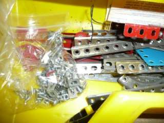 Erector Set Gabriel 1973 Yellow Carrying Case Extra Parts Motor 