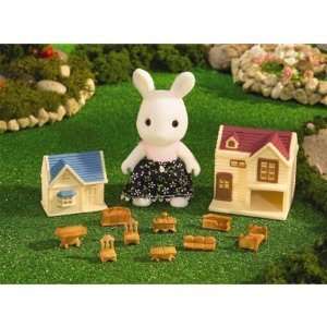  Calico Critters Susie Snow Doll House Toys & Games