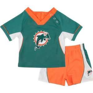  Miami Dolphins Infant Raglan Crew Shirt and Shorts Combo 